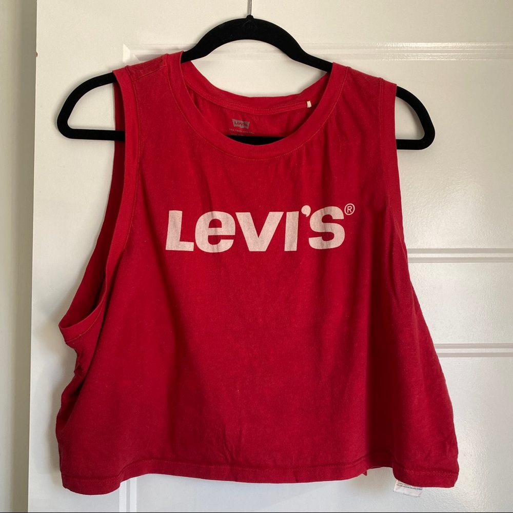 Levi’s Cropped Muscle Tank